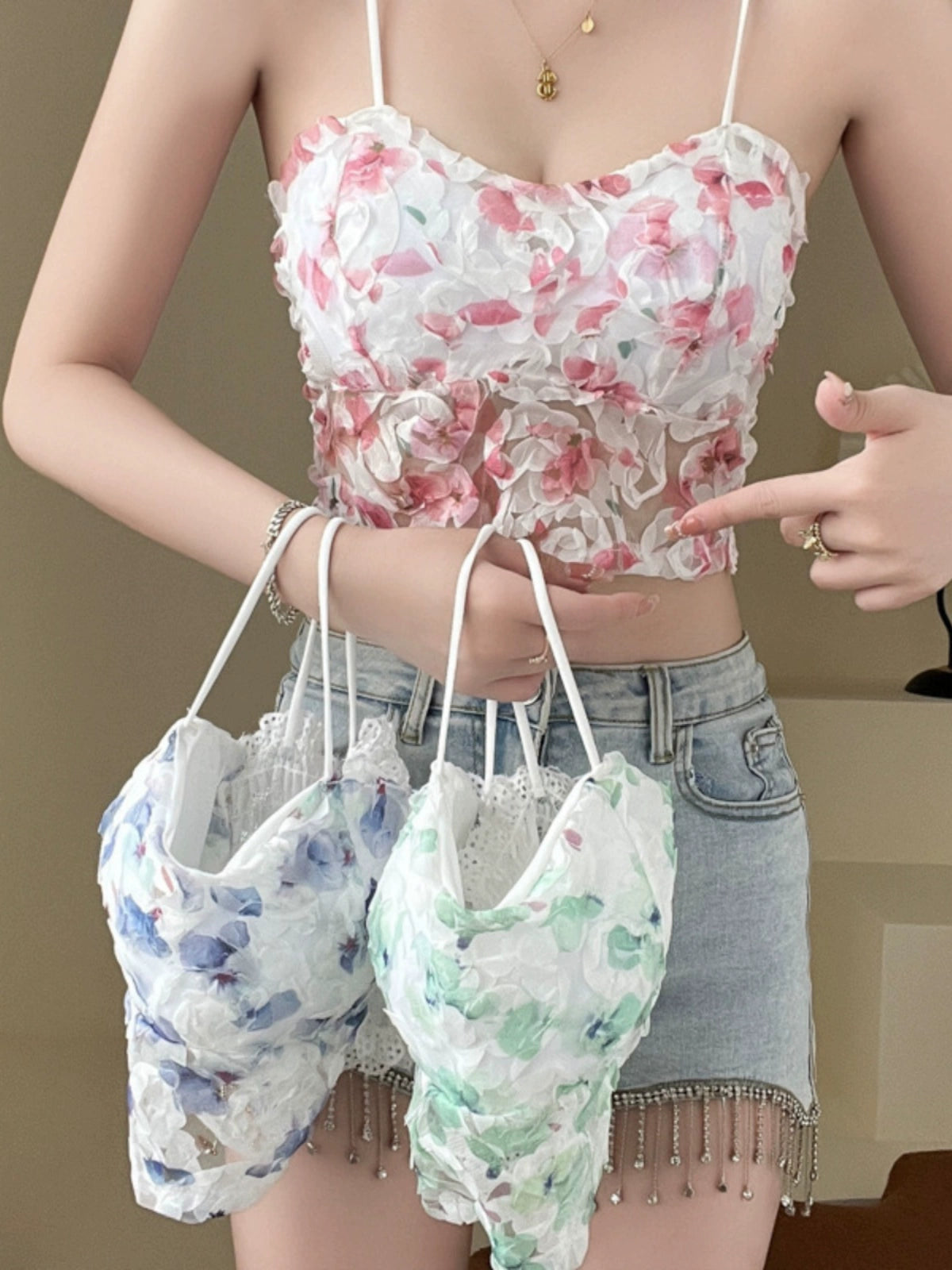 Shockes - Çiçekli Dantelli Kadın Crop