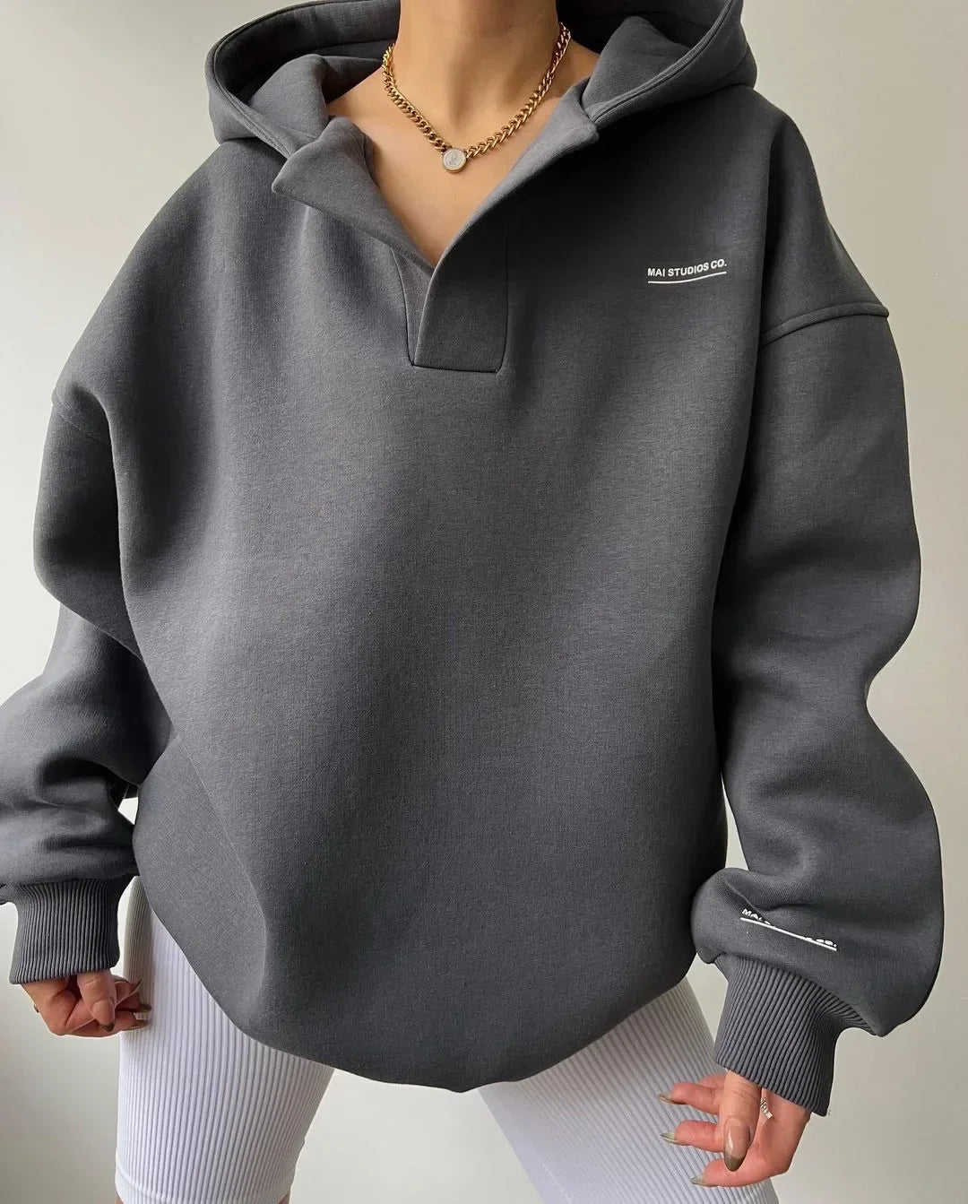 Listetta -  Kadın Yazı Baskılı Kapüşonlu Sweatshirt