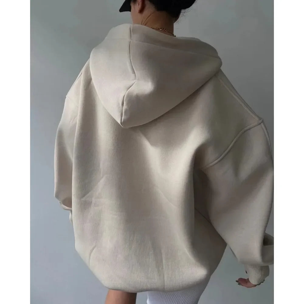 Listetta -  Kadın Yazı Baskılı Kapüşonlu Sweatshirt