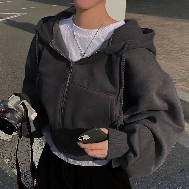 Lesadens -  Kadın Fermuarlı Kapüşonlu Crop Sweatshirt